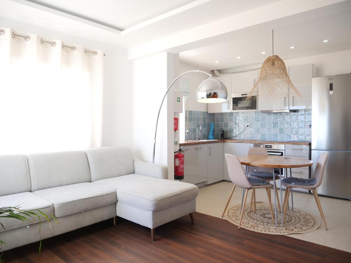 Cozy Apartment With Sea View Over Meia Praia Lagos Exterior photo