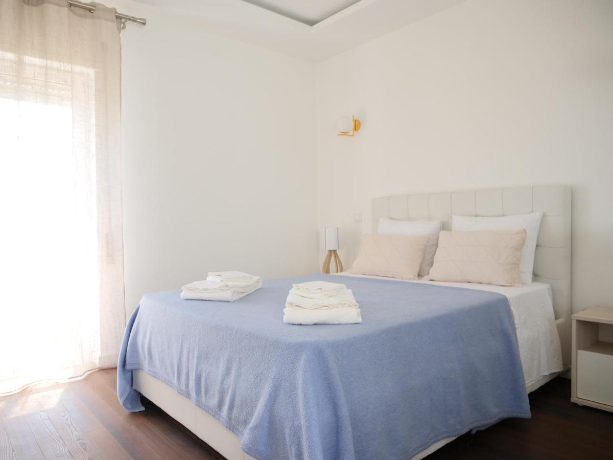 Cozy Apartment With Sea View Over Meia Praia Lagos Exterior photo